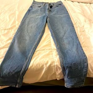 Fashion Nova (Size 5)